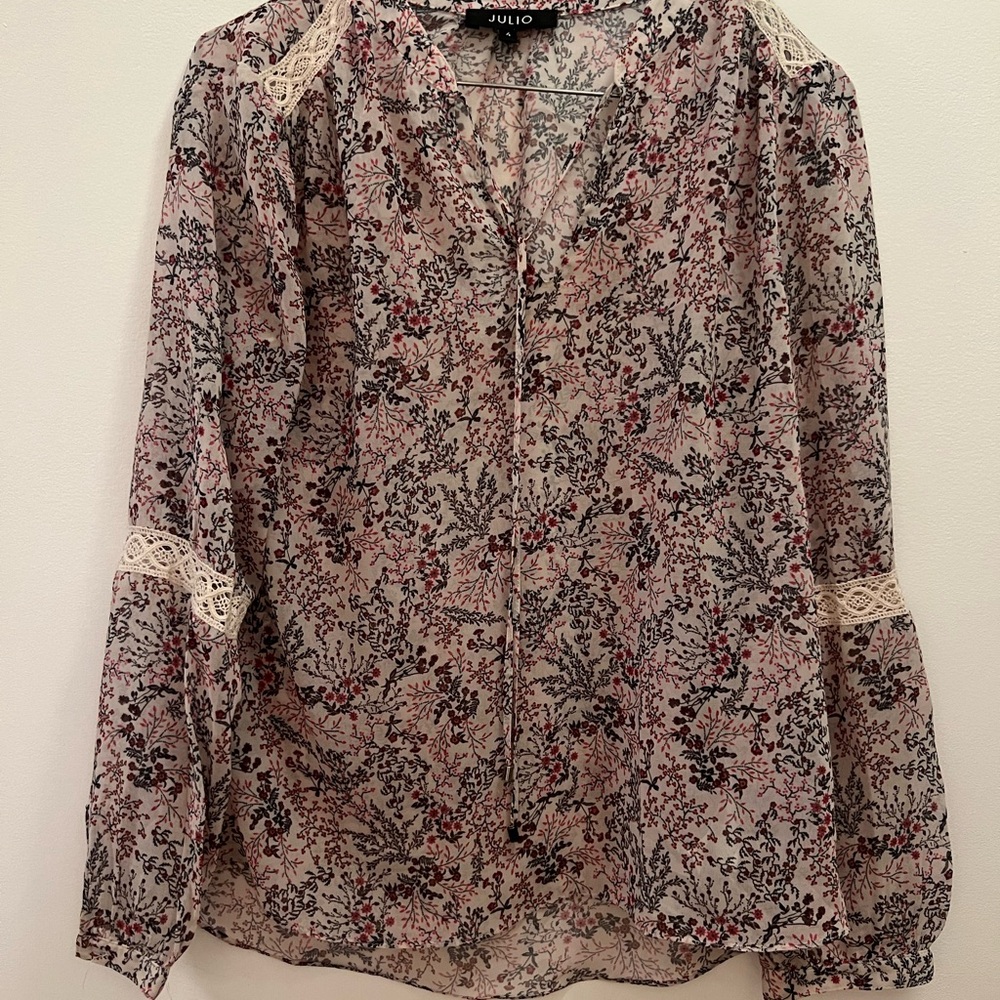 Floral Lace Women's Top - Multicolor